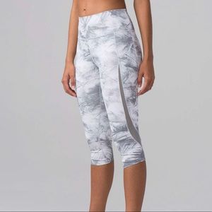 Lululemon Pace Perfect Crop